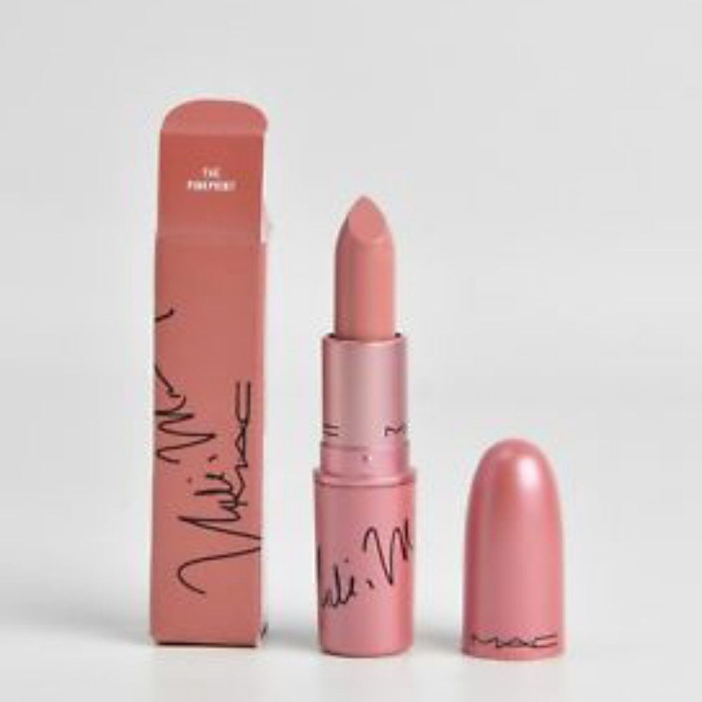 Nicki Minaj x MAC lipstick in the Pinkprint